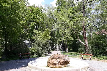 Donauwörth - Springbrunnen in der Promenade