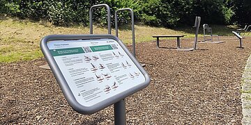 Outdoor Sportanlage Die Geräte in der Sportanlage